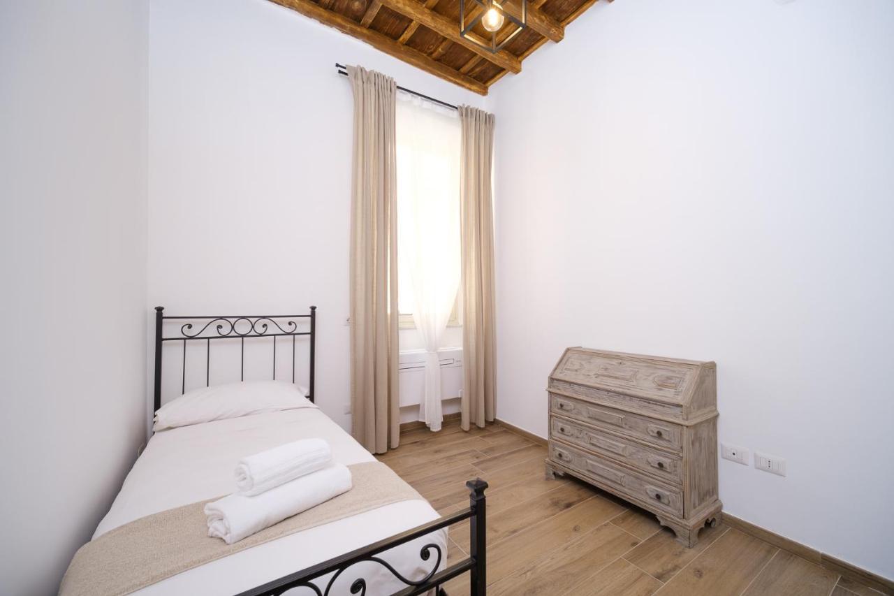 Vatican Elvira Apartment