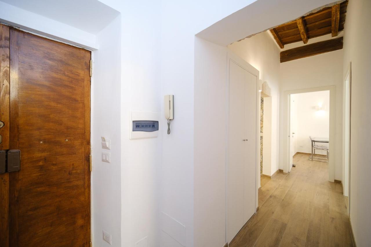 Vatican Elvira Apartment *